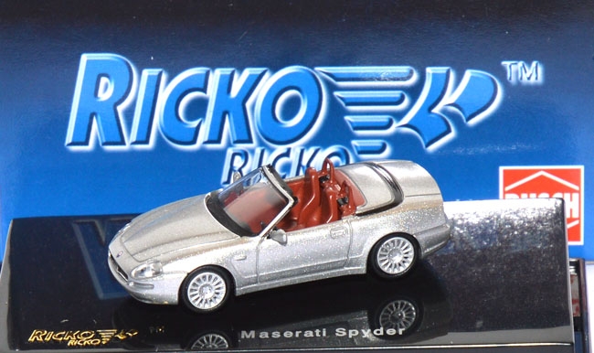 Maserati Spyder silbermetallic