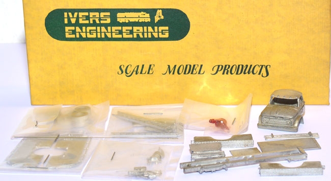 Chevrolet Pumper Fire Truck Feuerwehr - Bausatz