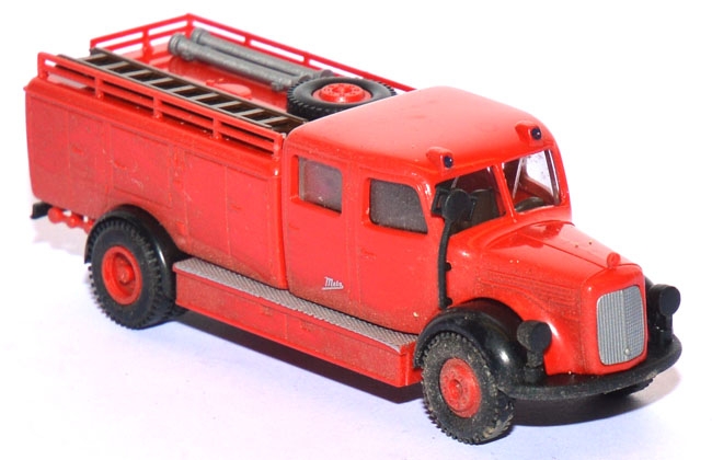 Mercedes-​​Benz L 311 Metz TLF 15 Feuerwehr rot