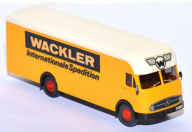 Mercedes-​Benz LP 322 Ackermann Möbelkoffer-​LKW Wackler