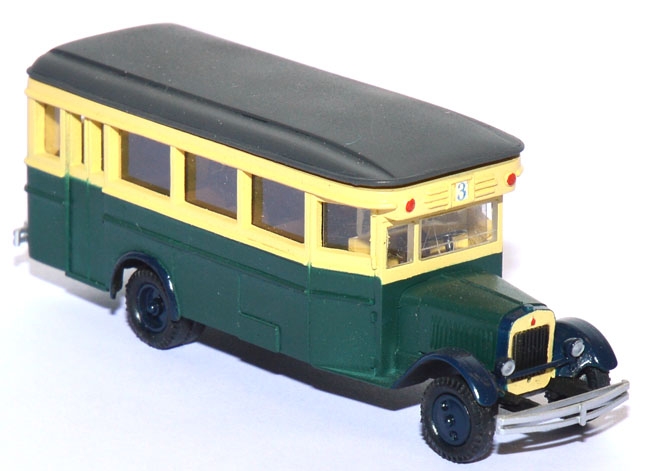 ZIS-8 Reisebus Sowjetunion grün