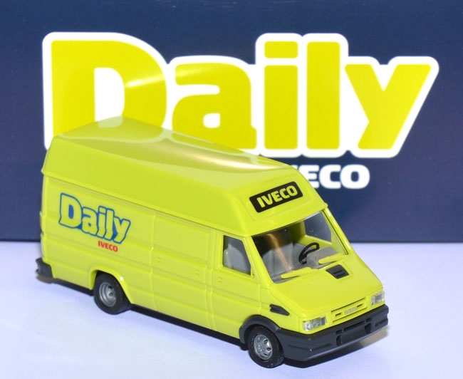 Iveco Daily II HD Kasten - Daily neongrün