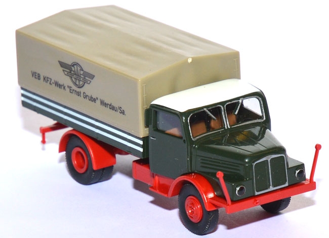 IFA S 4000-​1 Pritschen-​LKW - 3. Oldtimertreffen Werdau 2000