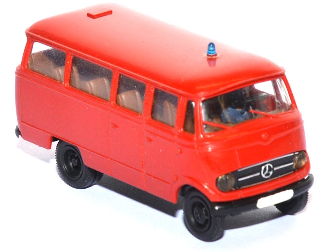 Mercedes-​Benz O 319 Bus Feuerwehr rot