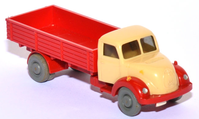 Magirus Sirius 90 L Pritschen-LKW hellbeige