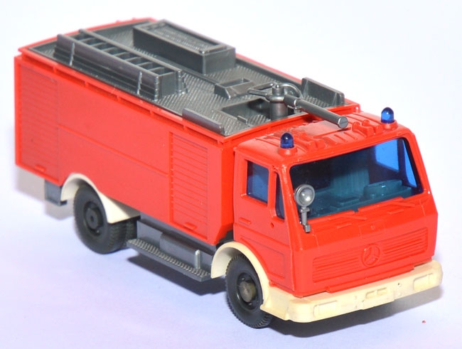 Mercedes-​​​​Benz NG 1719 TLF 24/50 Feuerwehr blassrot