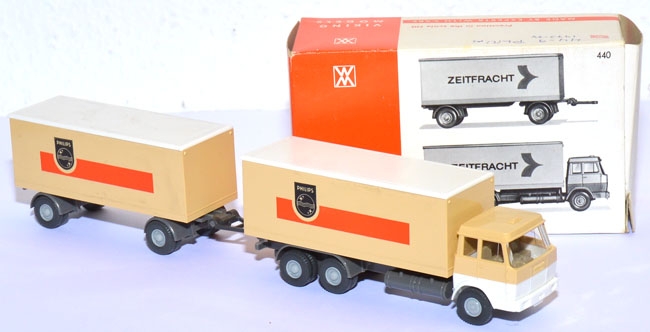 Hanomag-​​Henschel Kofferlastzug Philips