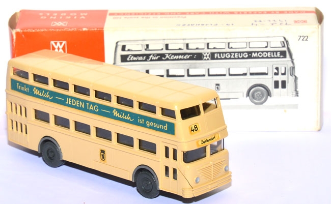 Büssing Doppeldeckerbus D2U Trinkt Milch Zehlendorf