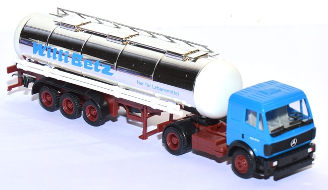 Mercedes-​Benz SK Tanksattelzug Willi Betz Lebensmittel