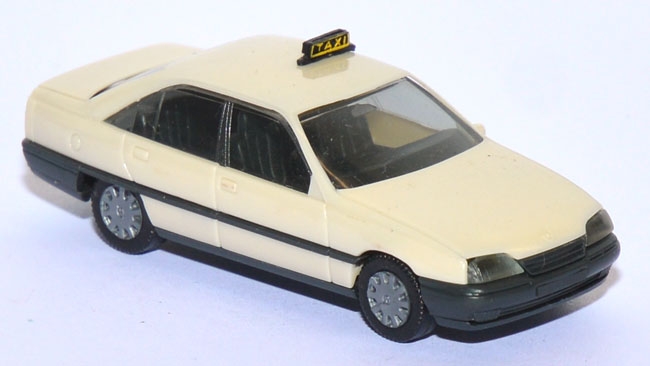 Opel Omega A GLS Taxi hellelfenbein