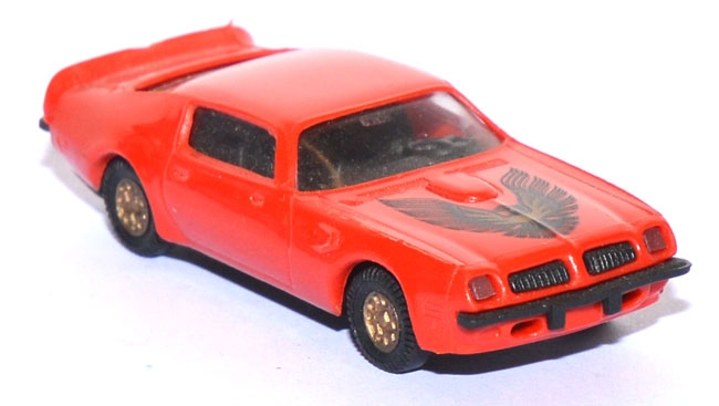 Pontiac Firebird 1973 mit Adler rot
