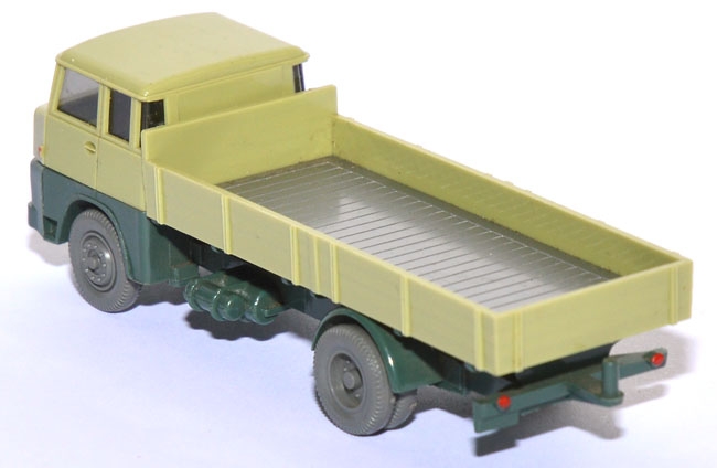 Henschel HS 14 TL Pritschen-​LKW lindgrün