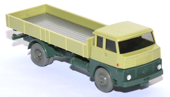 Henschel HS 14 TL Pritschen-​LKW lindgrün