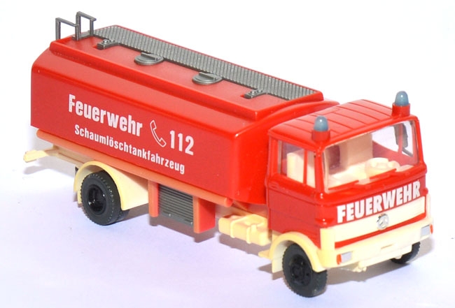 Mercedes-​​Benz LP 709 Feuerwehr Schaumlöschtankfahrzeug