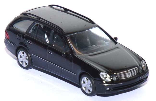 Mercedes-​Benz E-​Klasse T-​Modell schwarz 44253