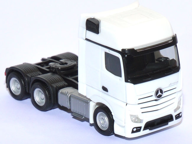 Mercedes-Benz  Actros Gigaspace 6x4 Solozugmaschine weiß
