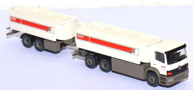 Mercedes-​Benz Atego 2528 Tanklastzug ESSO weiß