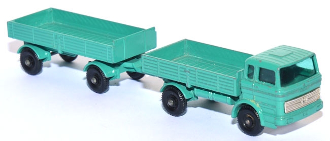 01E + 02D Mercedes-Benz Truck + Trailer grün