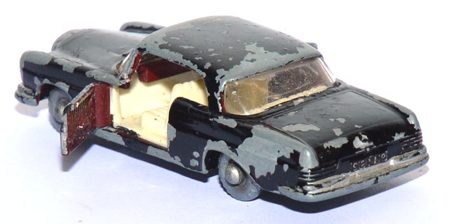 53B Mercedes-​Benz 220 SE schwarz