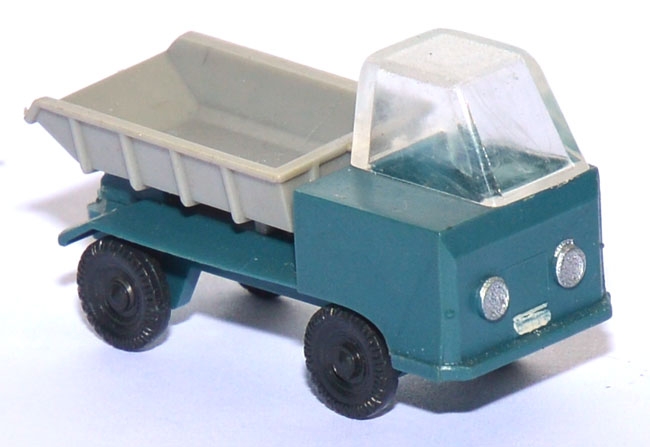 IFA Multicar M 22 mit Kippmulde azurblau