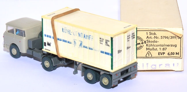 Skoda S 706 RTTN Sattelzug Container 20 ft Kühl-​Container grau