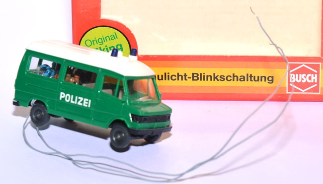 Mercedes-​​​​​​​​Benz 207 D Bus HD Polizei mit Blaulicht-Blinkschaltung 5610