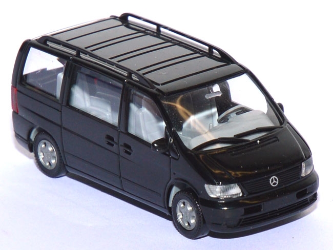 Mercedes-​Benz Vito 230 Bus schwarz