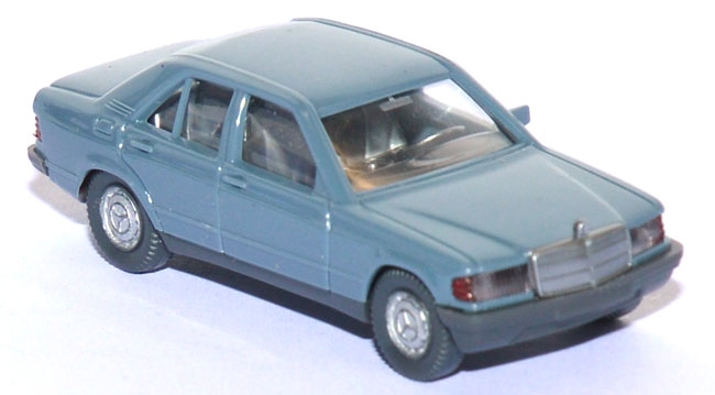 Mercedes-​​Benz 190 E graublau