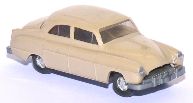 Opel Kapitän hellgraubeige