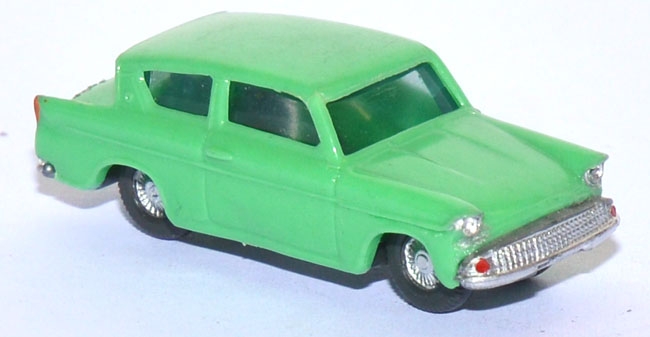 Ford Anglia grün