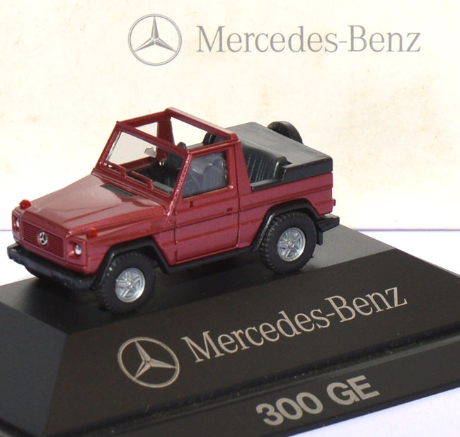 Mercedes-Benz 300 GE Cabrio offen violettmetallic