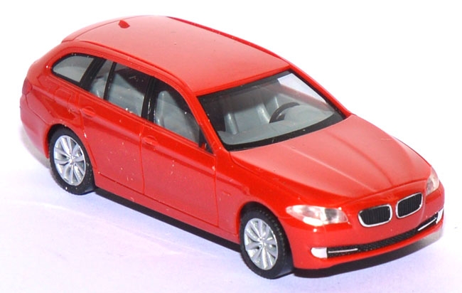 BMW 5er Touring feuerrot