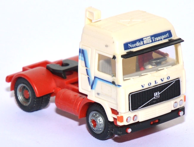 Volvo F 12 Globetrotter Solozugmaschine Nordisk Transport