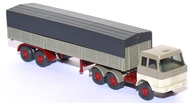 Hanomag-​Henschel F 221 S Pritschensattelzug