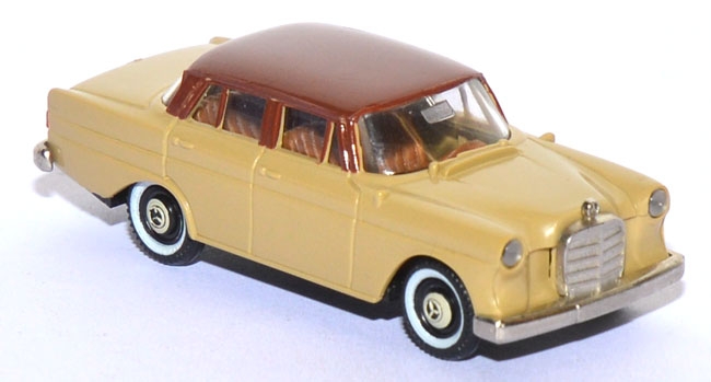 Mercedes-​Benz 190 C braungelb