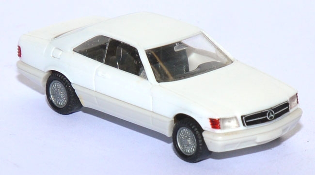 Mercedes-​Benz 560 SEC Coupé weiß