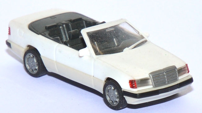 Mercedes-​​Benz 300 CE-24 Cabriolet arctisweiß