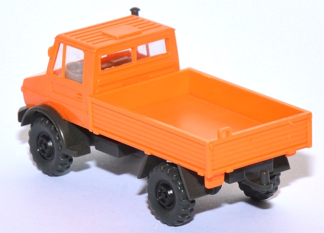 Mercedes-​​​​​​​​Benz Unimog U 1700 L rotorange