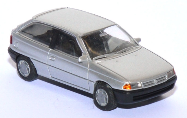 Opel Astra Fließheck silbermetallic