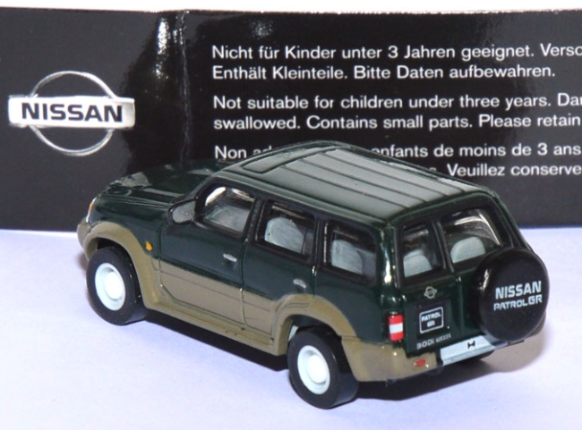 Nissan Patrol GR 3.0 Di Turbo dunkelgrün