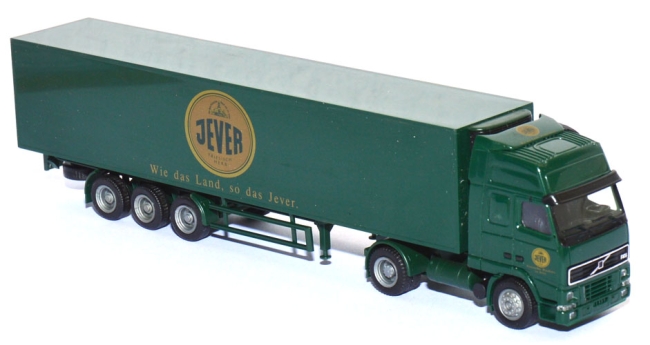 Volvo XL Kühlkoffer-Sattelzug Jever Pils