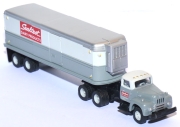 International IH R-190 Tractor / 32 ft Aero-Van Trailer Reefer Sealtest